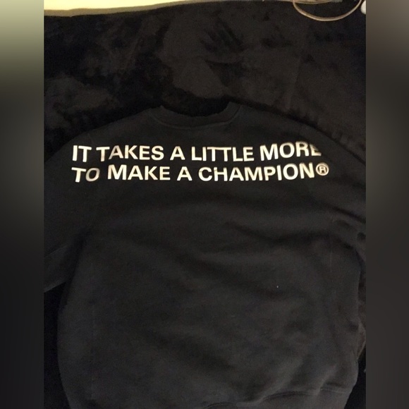 Limited edition Champion sweater - Picture 1 of 4